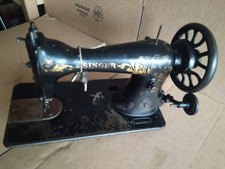 Macchina da cucire Singer d'epoca vintage senza tavolo 