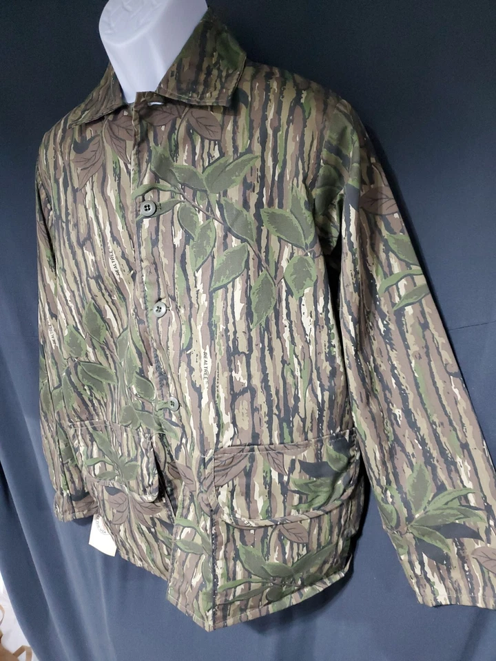 Realtree Camouflage Design Jacket And Matching Pants Size Medium 38 - Image 2 of 4