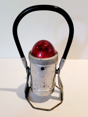VTG ECOLITE LANTERN W/RED DOME, CLEAR LENS, BULB-UNTESTED-STURGEON BAY  WI