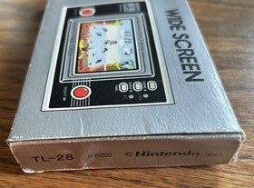 1981 Nintendo Game & Watch Wide Screen Turtle Bridge Fully Box Instru Working