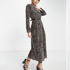 ASOS DESIGN plisse midi wrap dress animal leopard print pleated party wedding 8