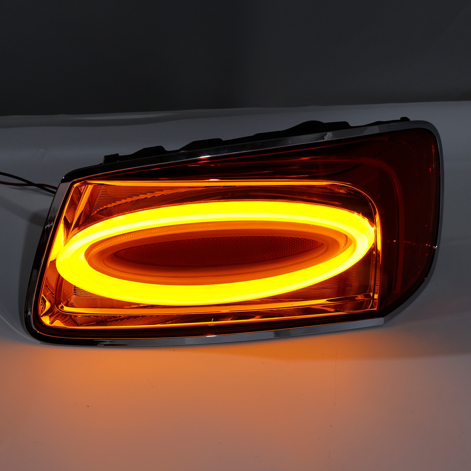 Right Tail Light 4W0945096 For Bentley Flying Spur 4.0L 6.0L 2013-2019
