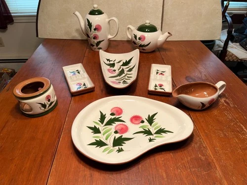 10 Pcs of Vintage Stangl Pottery in The Thistle Pattern Ex. Cond.