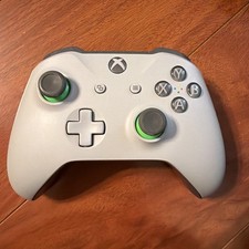 Xbox One Controller (Model 1708) Gray And Green