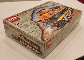 LEGO Trains 10133 Burlington Northern Santa Fe BNSF Locomotive New In Box Sealed