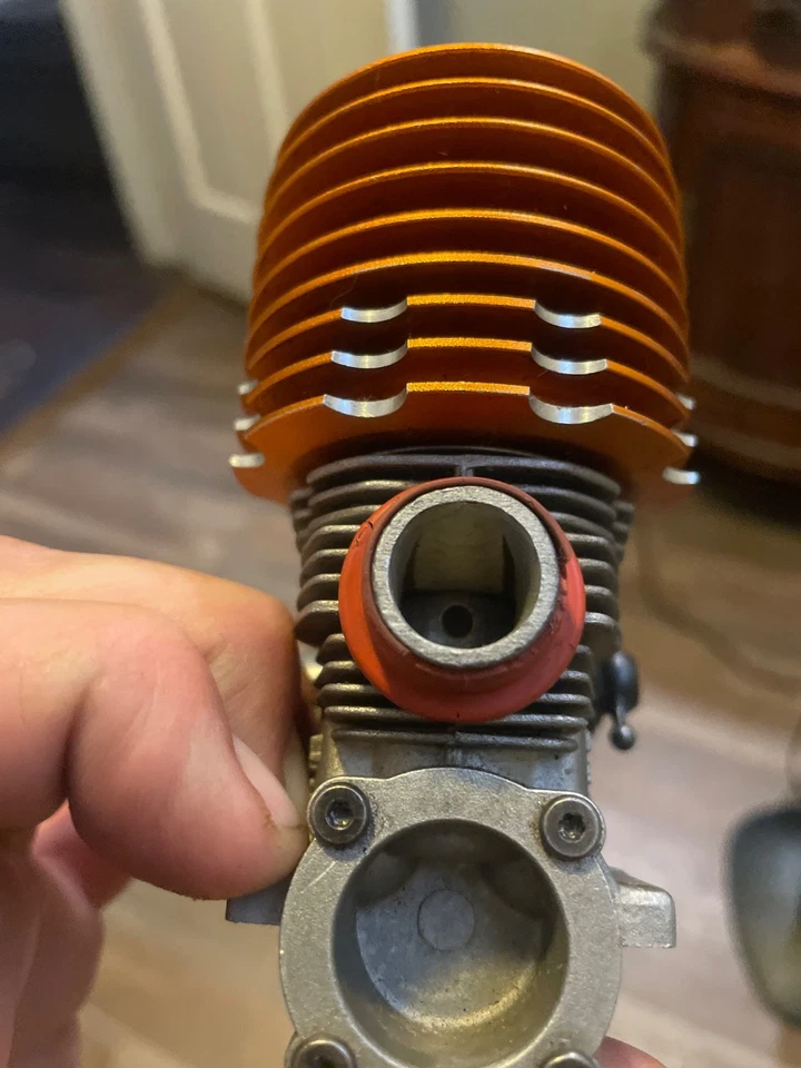 Motor nitro LOSI .28 454 Foto 4 de 4