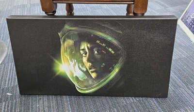 Framed Canvas Print - Alien Isolation - Amanda Ripley Limited Edition