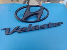 Hyundai Veloster Hatch Emblem With Rear Oem Logo Painted Black 2012-2014 Used
