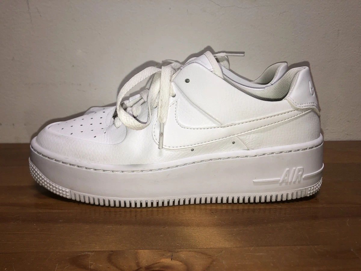 Nike Air Force 1 AF1 Sage Low Triple White Women's Shoes Size 8 |