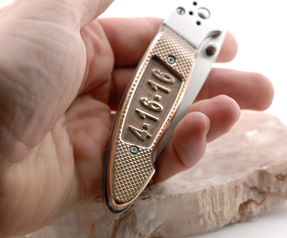 Cuchillo de agarre de bronce personalizado | Diseña tu propio cuchillo de bronce | Bronce vertido a mano Foto 2 de 4