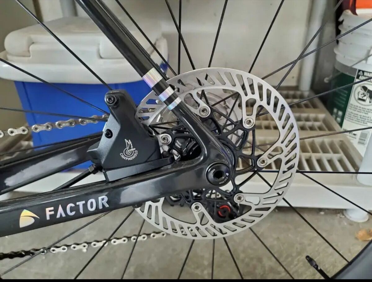 Factor 02 VAM, 56 cm Carbon Road Bike w/Disc Brakes | eBay Factor 02 VAM, 56 cm Carbon Road Bike w/Disc Brakes | eBay
