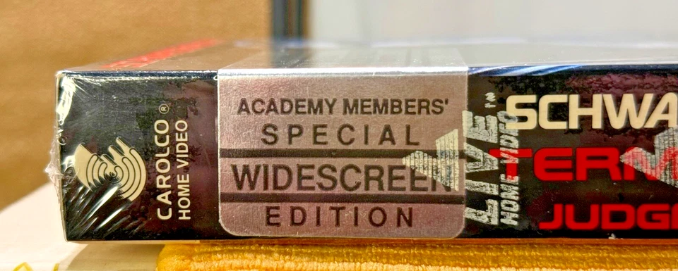 SEALED! 1991 Terminator 2 judgement day VHS -ACADEMY MEMBERS' EXTREMELY RARE !! - Image 2 of 4