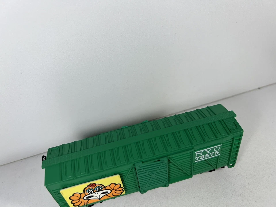 Lionel HO New York Central 40’ Stock Cattle Car NYC 78575 Freight Train Car 0164 - Image 2 of 4