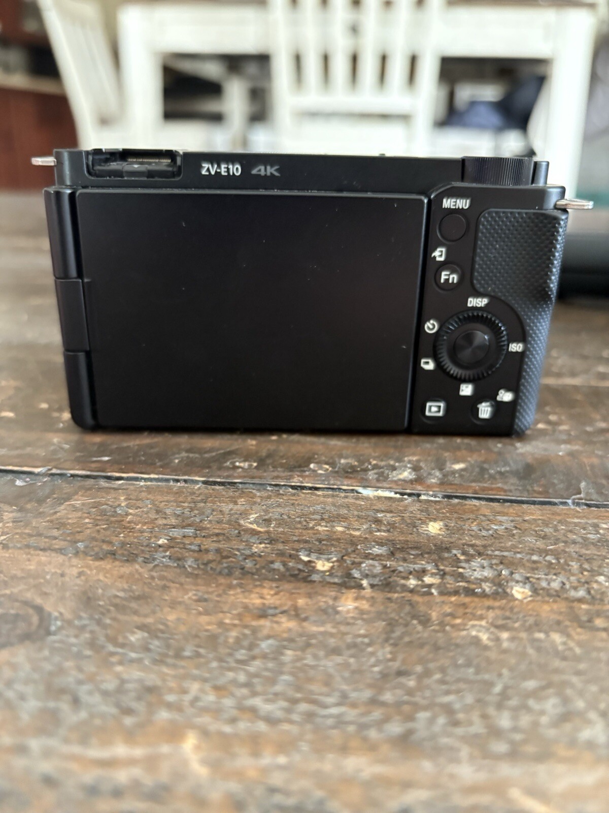 Picture 3 of 24