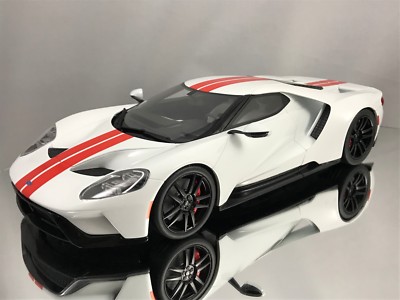 ミニカー Autoart 1/18 2017 Ford GT White 1/18 Ford GT Frozen White 2017 Composite Model Car By