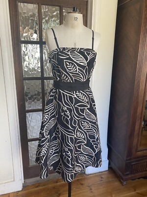 JOHN ROCHA SIZE 12 DRESS BLACK WHITE EMBELLISHED MIDI FIT & FLARE BONING CORSET 