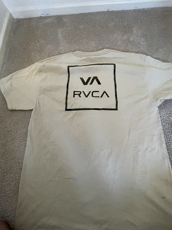 *BRAND NEW*Men RVCA  Camouflage Heavy Crew Neck Graphic T-shirt Sand Sz Lrg