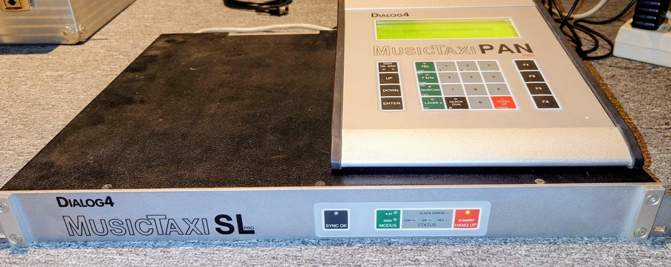 Dialog 4 MusicTaxi SL PRO Inkl. PAN PRO Fernbedienung ISDN Codec, Telefonhybrid