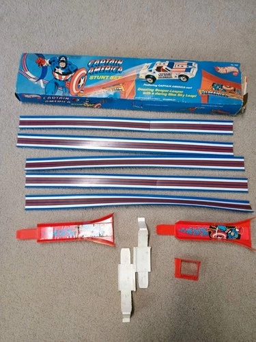 Vintage 1978 Mattel Hot Wheels Captain America Stunt Set 1082 Marvel Looper