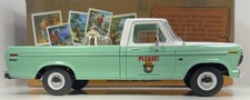 Greenlight 1/18 Scale 1975 Ford F-100”SMOKY THE BEAR” Comes w/Figurine
