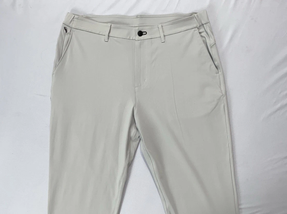 Public Rec Gamechanger All Day Every Day Flex Waist Knit Chino Pants. Tag 40X34.
Opens in a new wind