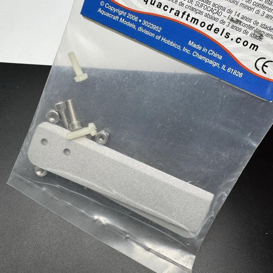 RC Boat AquaCraft Models Rio EP Rudder w/ Rudder Bolts AQUB8741 Brand New Sealed - Image 4 of 4