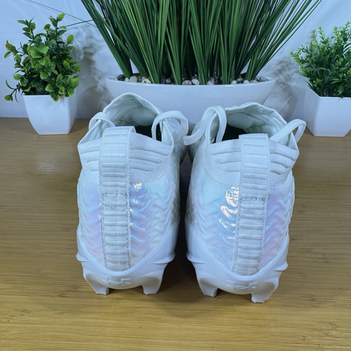 Under Armour Spotlight Pro NBY White Iridescent Football 