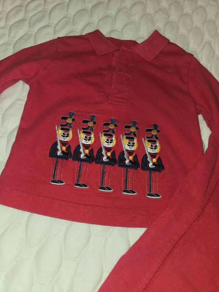 Juego de 2 piezas Class Club Vintage Baby Boys soldados rojos coleccionables talla 9mth Foto 2 de 4