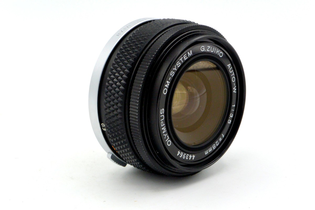 Olympus G.Zuiko or Zuiko Auto-W 28mm f/3.5 f/2.8 Manual Focus OM