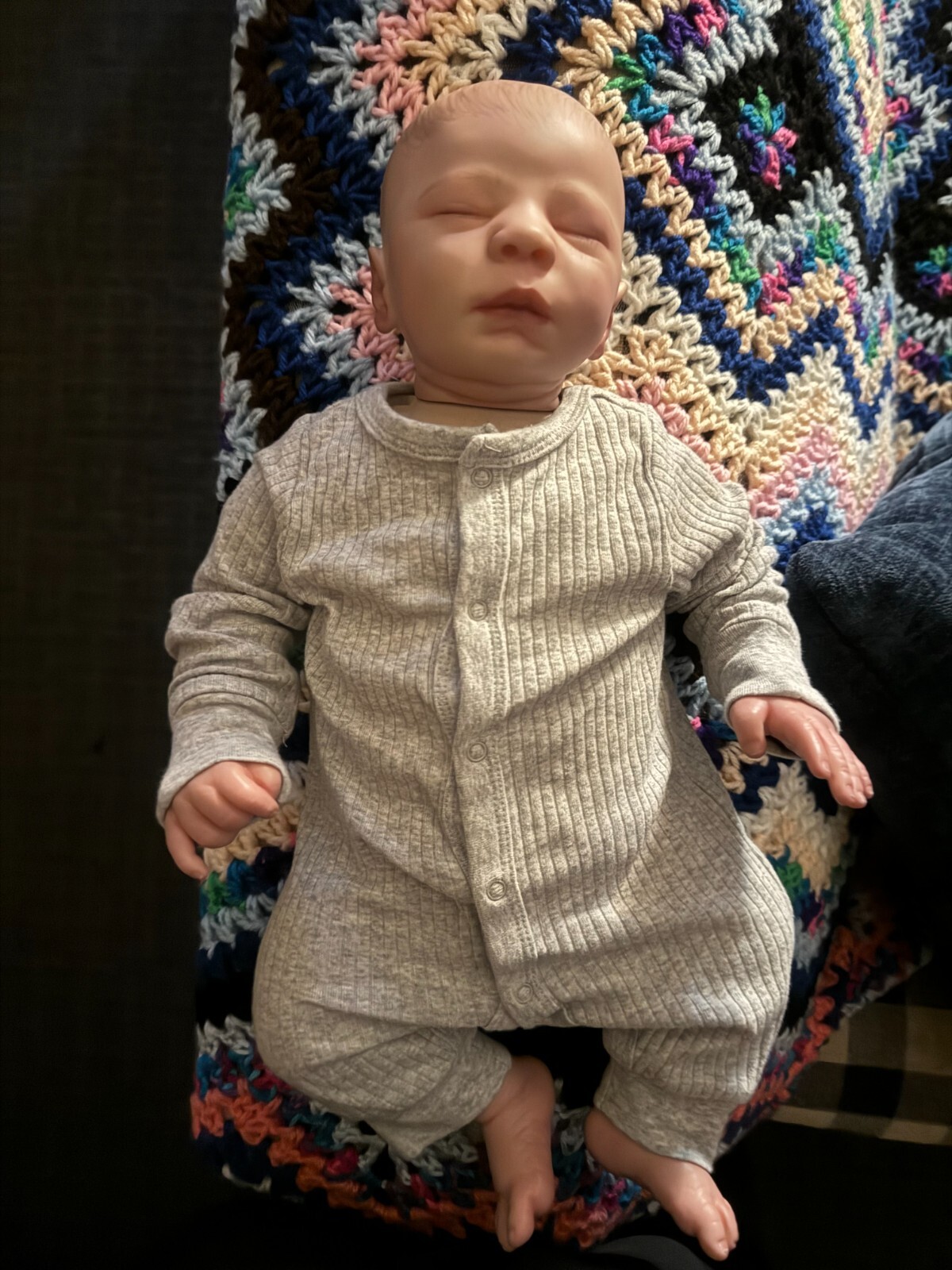 Reborn Dominic de Denise Pratt sin certificado de autenticidad