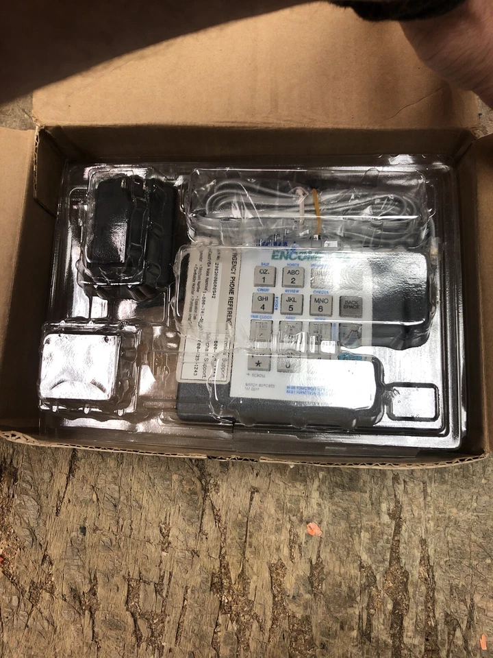 Verifone Tranz 330 Credit Card Terminal Reader with Power Cord - Image 3 of 3