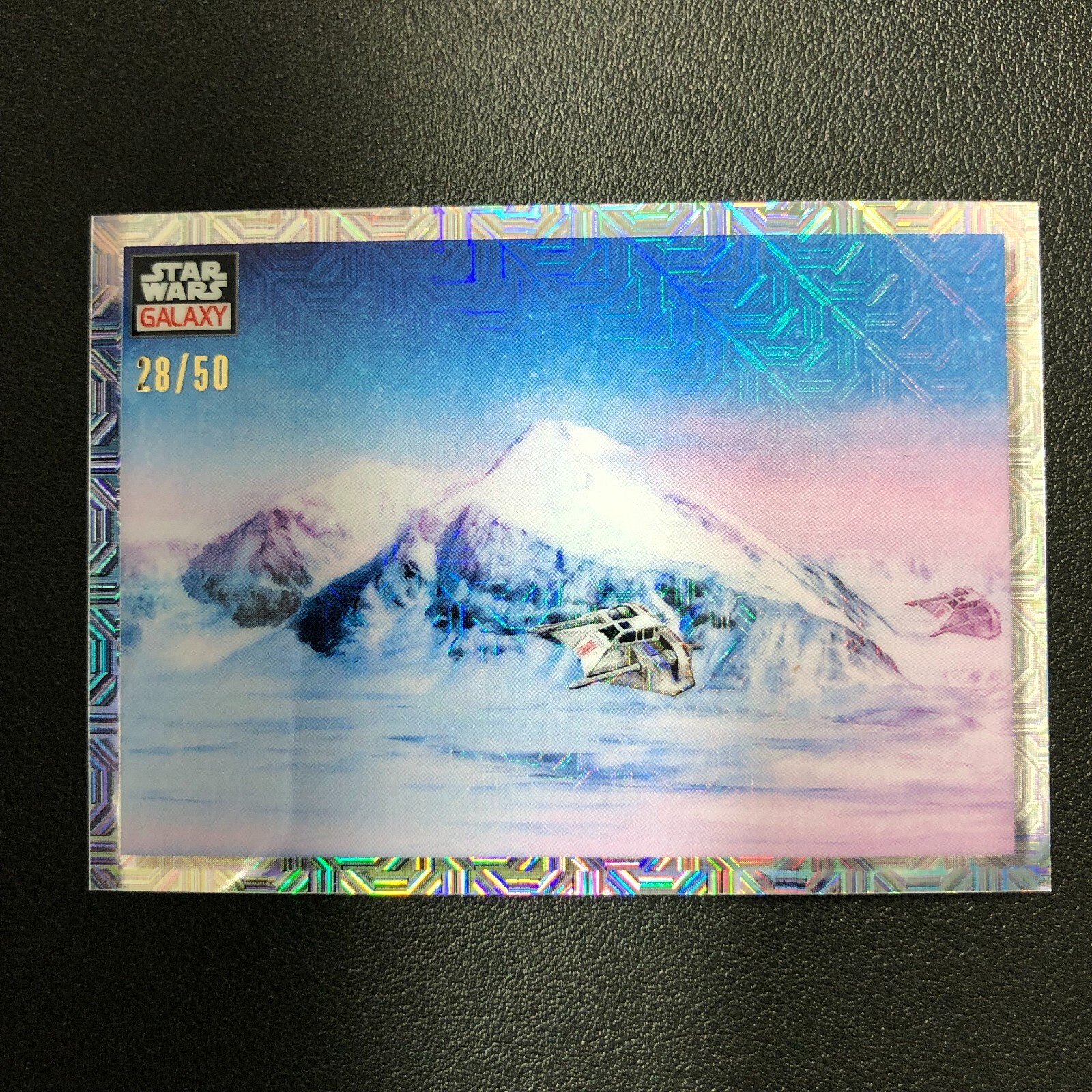 2023 Topps Chrome Star Wars Galaxy #90 Daybreak on Hoth Mojo Refractor /50 yingf