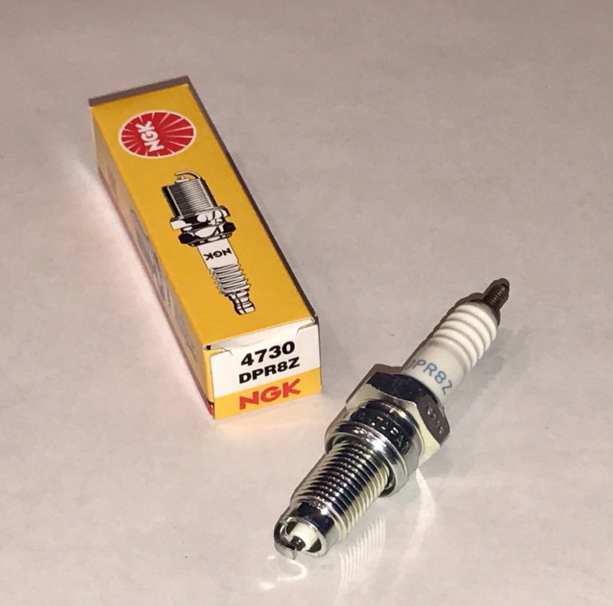 NGK DPR8Z Spark Plug Honda TRX 400EX TRX400EX 400X XR400 XR 400