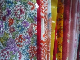 Red Orange Pink  Silk Kimono Fabric Scrap Bag Set of 23 pieces Small Pieces