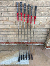 PING G25 Iron Set 5-PW 6 Clubs RH Regular Flex Steel Shafts Silver/Blue spot