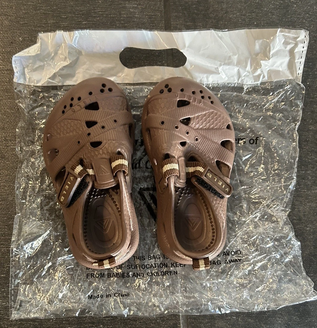 Yield Clothing Co. Infant Baby Brown Comfort Clog Sandal Size 4 New