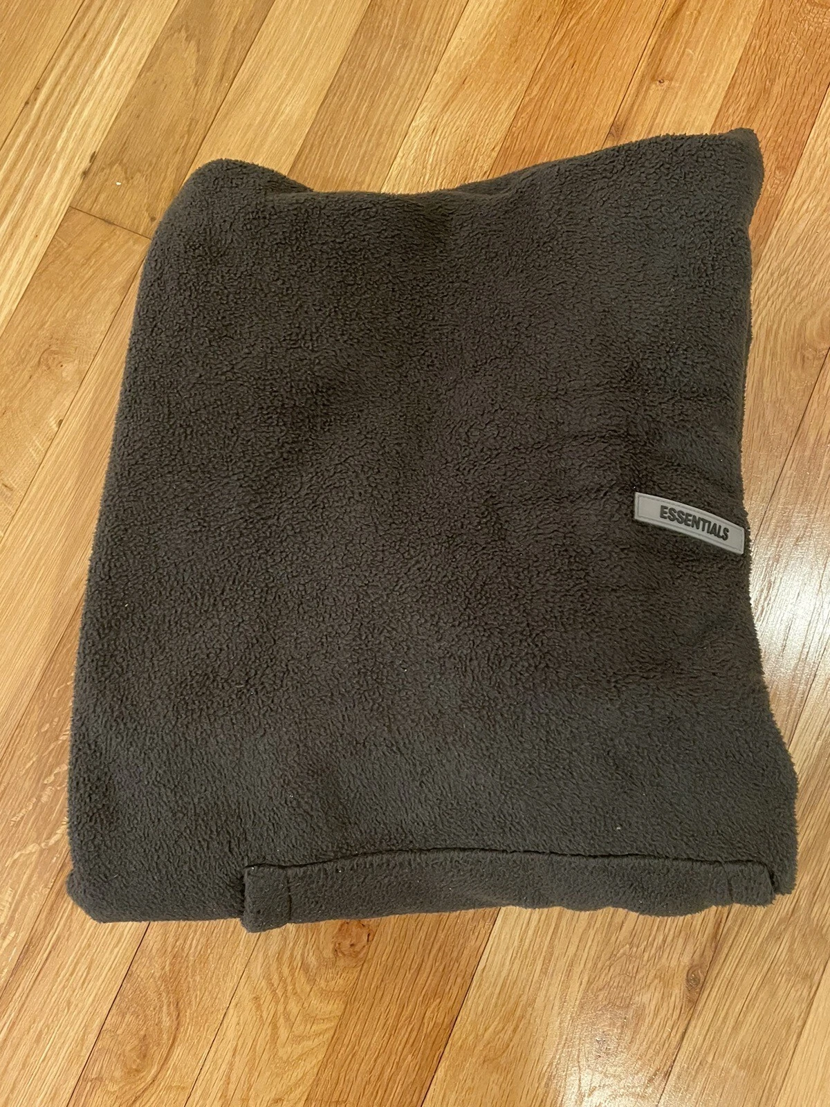 FEAR OF GOD Felpa con cappuccio Essentials pile nera