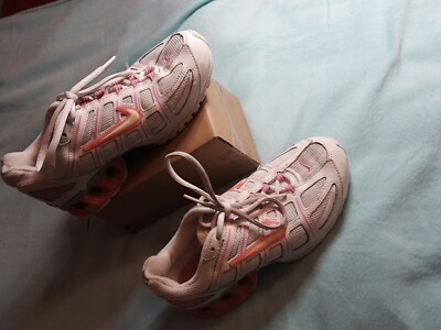 Retro Nike Inpact (Youth/Teen 4.5, Good Condition, Comfortable, Barely Used)