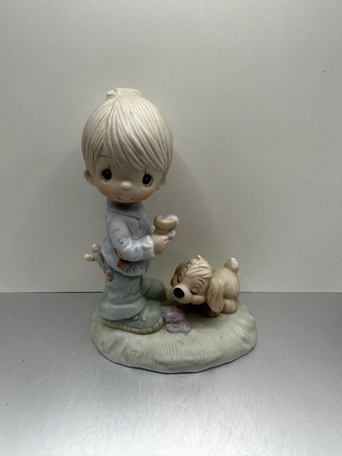 Vintage Precious Moments Figurines - Picture 37 of 52