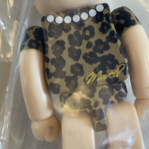 RARE Medicom 100% BE@RBRICK Series 26 Muveil Figure In Bag Super Rare Artist - Picture 6 of 7