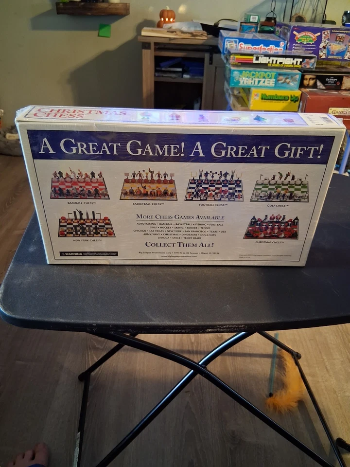 Rare Christmas Chess Set - Big League Promotions Santa Novelty 2001 Complete - Image 3 of 4
