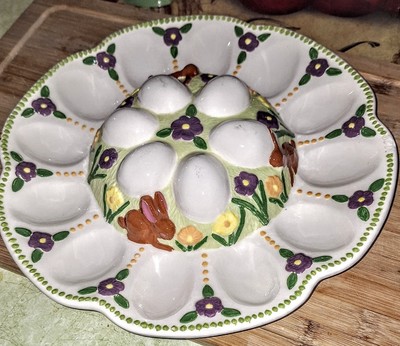 Vintage Easter Egg Ceramic Dish. FREE SHIPPING 