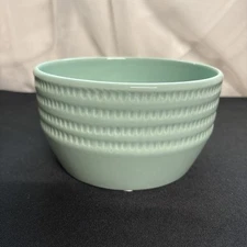 Ceramic Ribbed Bowl Vibrant Green Color Made in China