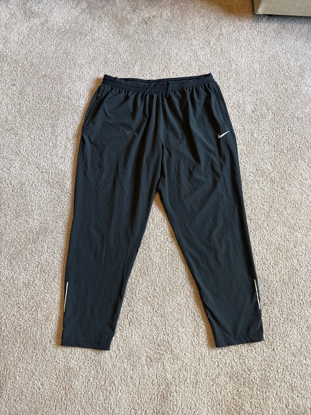 Nike Cropped Men’s Dri-Fit Running Pants Size XL