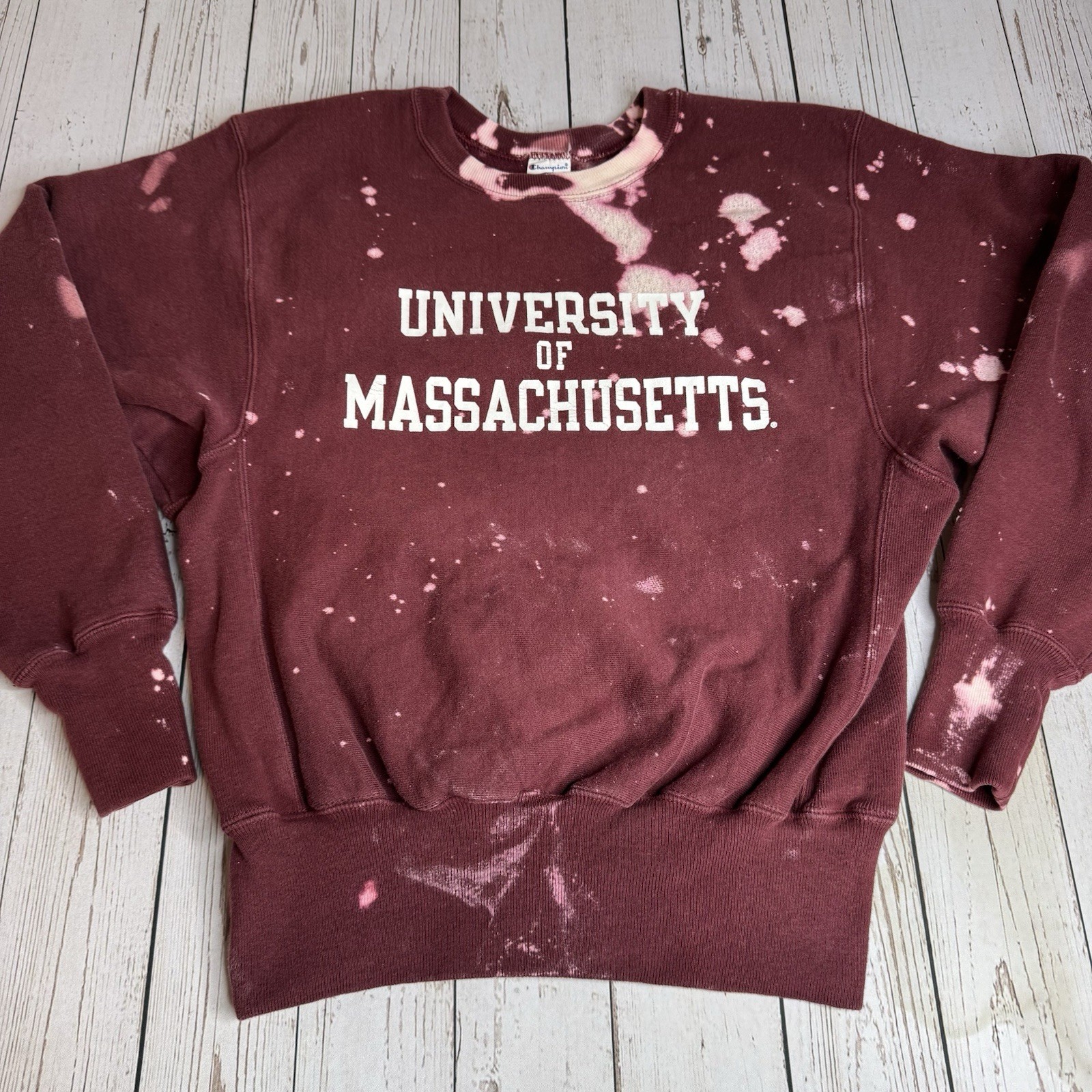 Champion Reverse Weave University of Massachusetts Crewneck Sweatshirt Mens S
