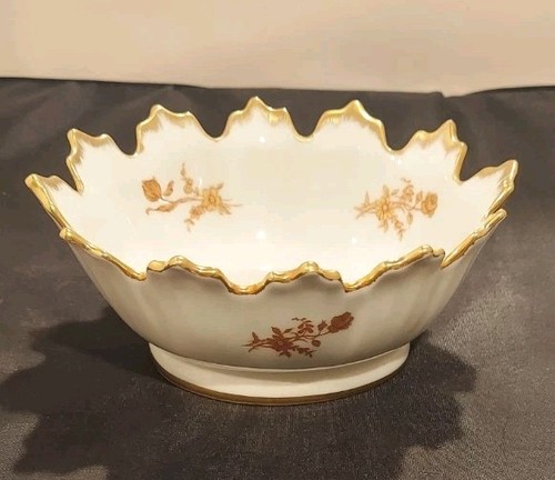 Vintage Limoges France Scalloped Porcelain Candy Dish/Bowl With Gold Trim 
