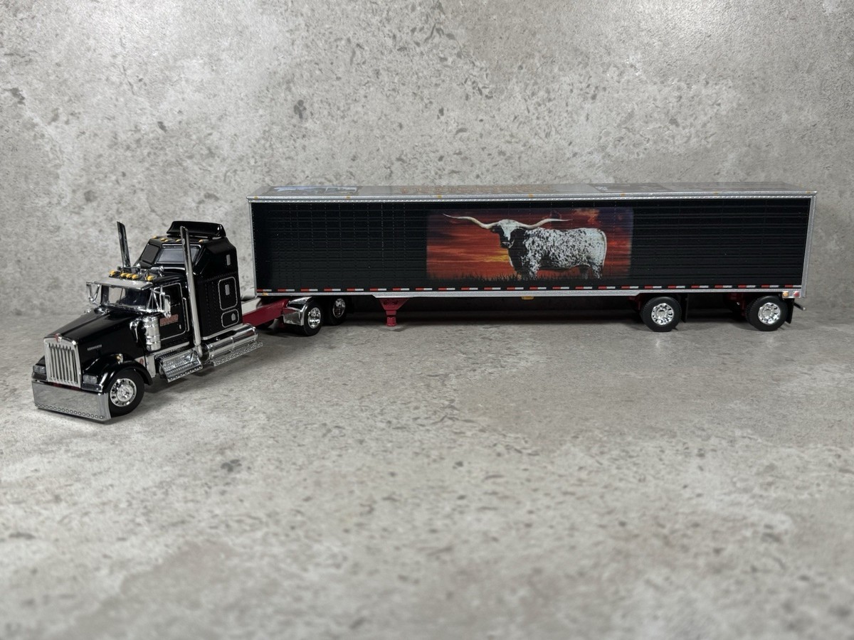 1/64 DCP Kenworth W900L w/ Van Trailer Walcott Truckers Jamboree