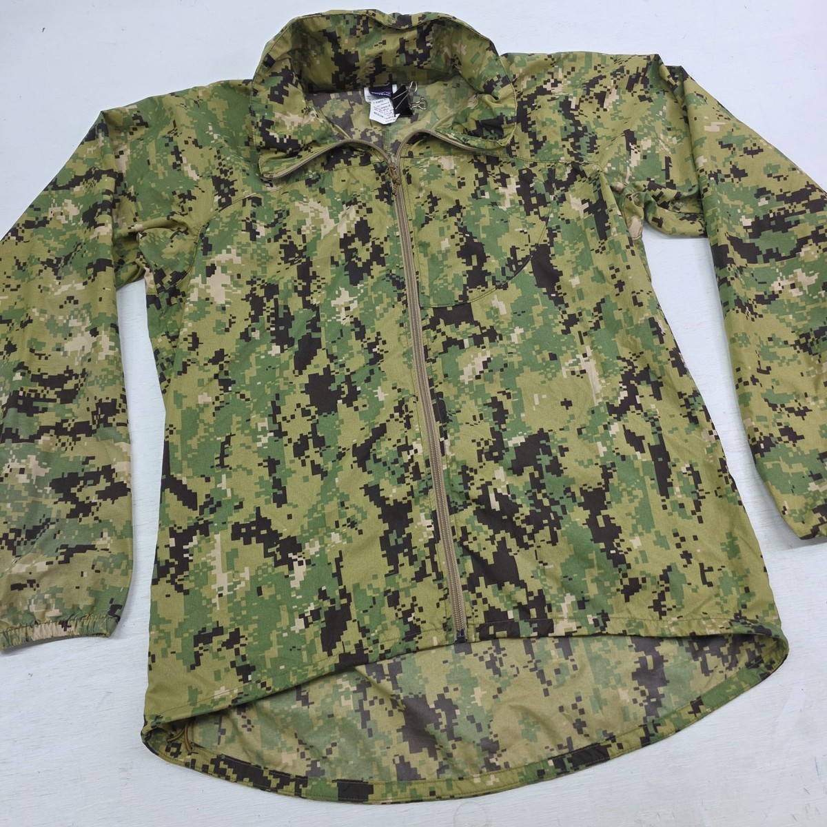 Patagonia MARS PCU Level 4 Gen II Windshirt Windbreaker