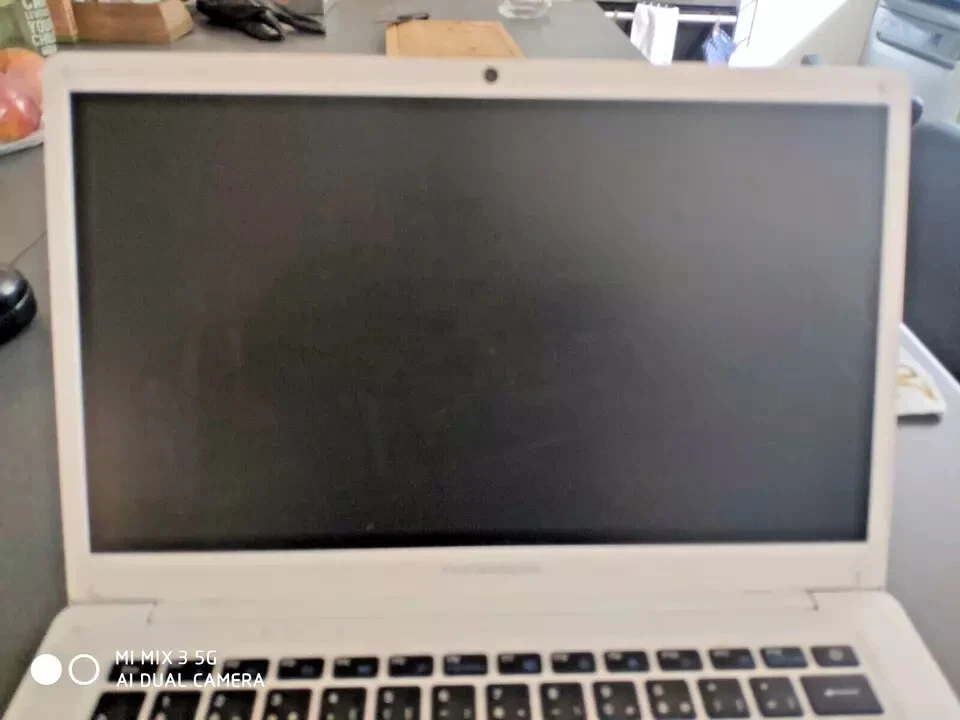 THOMSON THN14B Intel Atom 2GB Ram 32GB SSD Laptop - Image 2 of 4