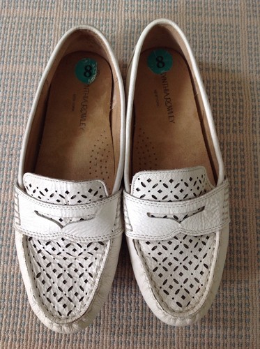 Cynthia Rowley Women's Driving Loafer 